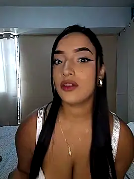 Shantal Lovee online show from 29, 4, 2026
