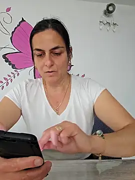 IsabelleCraft online show from 25, 11, 2025