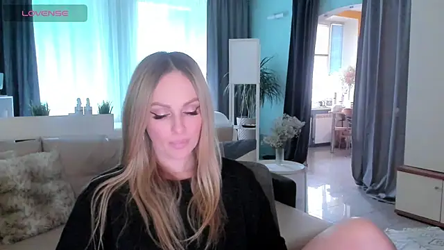 Libby Nora online show from 27, 2, 2025