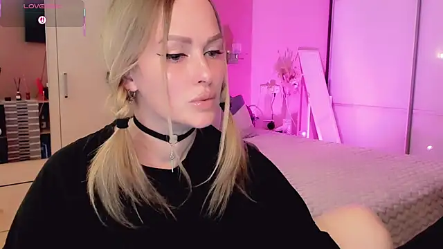 Libby Nora online show from 11, 5, 2026
