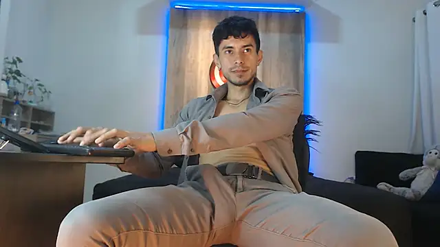 Andrew 4  online show from 16, 10, 2025