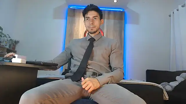 Andrew 4  online show from 17, 11, 2025