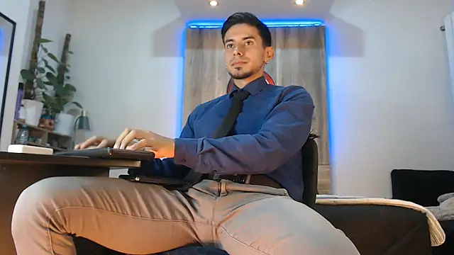 Andrew 4  online show from 29, 4, 2026