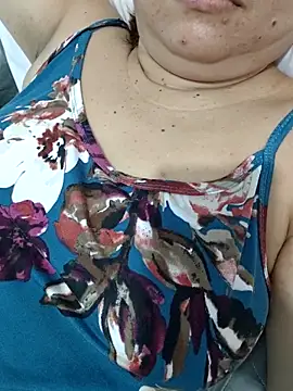 XXLorie 02 online show from 29, 10, 2025