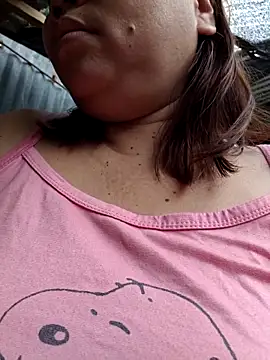 XXLorie 02 online show from 22, 4, 2026