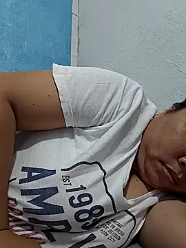 XXLorie 02 online show from 24, 4, 2026