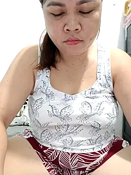 XXLorie 02 online show from 26, 4, 2026