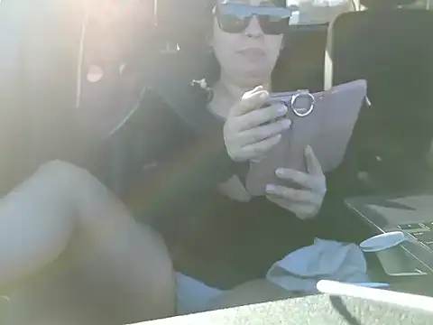 Snapshot of Foglove69 chatting on 21, 2, 2026 Foglove69 online show from 21, 2, 2026