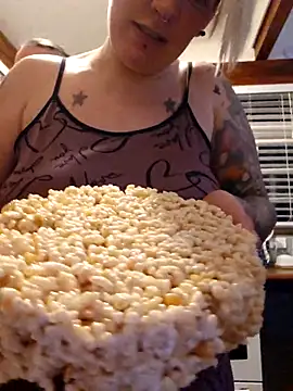 PinkTheHawk online show from 23, 9, 2025