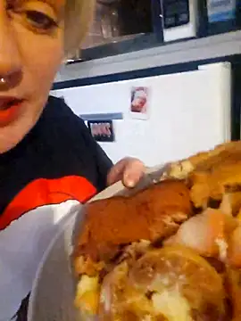 PinkTheHawk online show from 23, 11, 2025