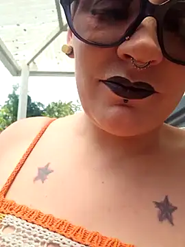 PinkTheHawk online show from 10, 1, 2026