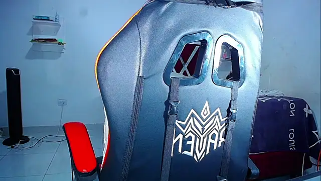 DanisaBrown online show from 25, 4, 2026