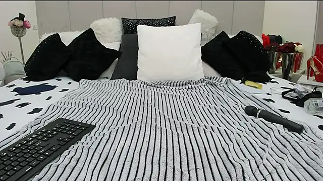 boobies4fun online show from 31, 1, 2025