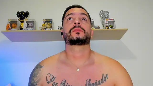 Snapshot of camilo_restrepo21 chatting on 24, 5, 2026 camilo restrepo21 online show from 24, 5, 2026
