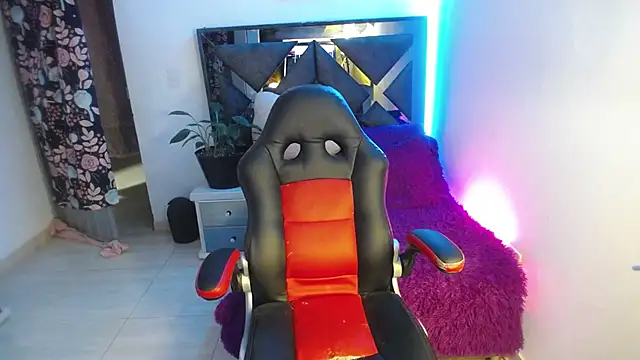 Salo hot04 online show from 21, 1, 2025