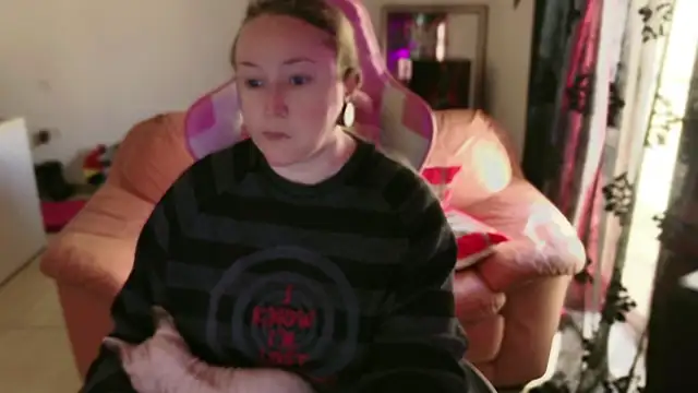 kisicaxx online show from 19, 3, 2025