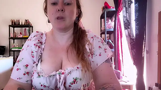 kisicaxx online show from 24, 6, 2026