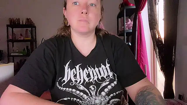 kisicaxx online show from 27, 6, 2026