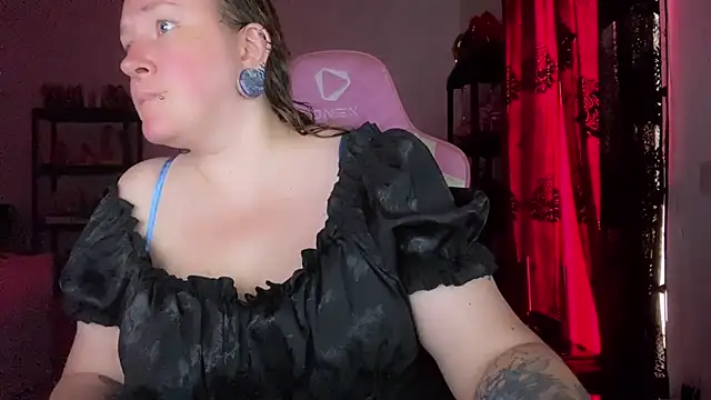 kisicaxx online show from 3, 7, 2026
