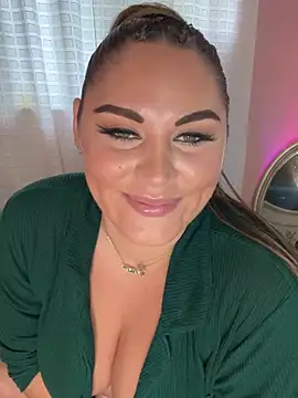 Snapshot of lovely_beast chatting on 15, 9, 2025 lovely beast online show from 15, 9, 2025