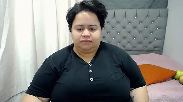 Snapshot of hotlesby4uxxx chatting on 18, 12, 2024 hotlesby4uxxx online show from 18, 12, 2024