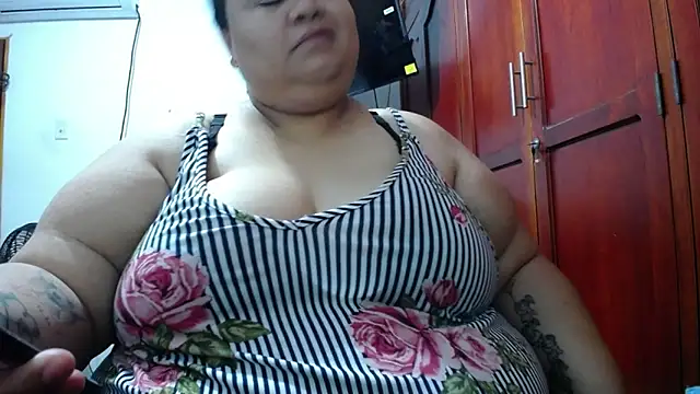 hotlesby4uxxx online show from 24, 4, 2026
