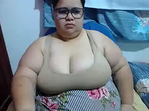 hotlesby4uxxx online show from 3, 6, 2026