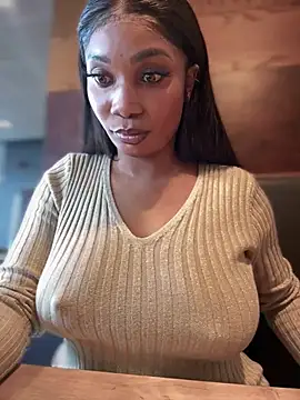   Nessa   online show from 14, 3, 2025