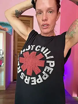 mommyselenafit  online show from 26, 4, 2026