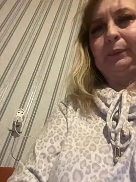 Irina2909xh online show from 25, 2, 2026