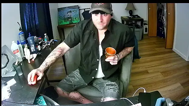 Snapshot of Livingpuddle chatting on 28, 7, 2026 Livingpuddle online show from 28, 7, 2026