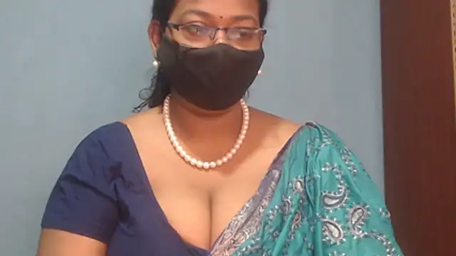 naughtyboobs38dd online show from 24, 7, 2026