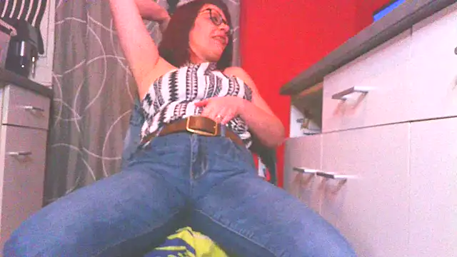 Snapshot of jennylovence chatting on 14, 2, 2025 jennylovence online show from 14, 2, 2025