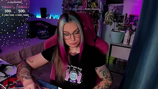 ChloeKohaku online show from 11, 2, 2025