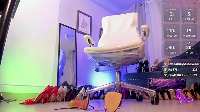 Snapshot of Ashley_leon_ chatting on 15, 12, 2024 Ashley leon online show from 15, 12, 2024