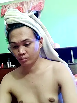 QueenSoreal online show from 24, 10, 2025