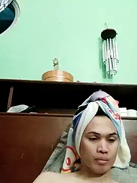 QueenSoreal online show from 5, 4, 2026