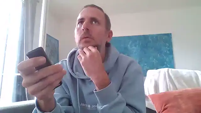 verylargecock online show from 17, 9, 2025