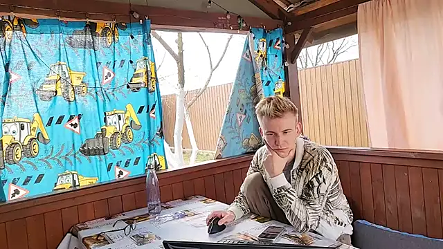 Vuitton online show from 27, 3, 2026