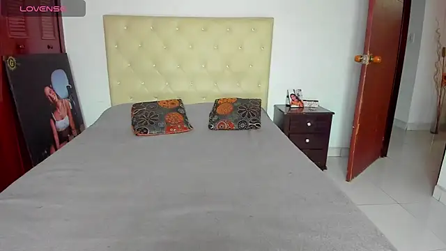 Snapshot of LUISSA_ chatting on 17, 5, 2026 LUISSA online show from 17, 5, 2026