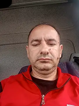 Snapshot of Venelin_ruse chatting on 12, 11, 2025 Venelin ruse online show from 12, 11, 2025