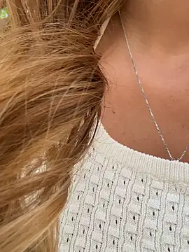 Snapshot of Brittanyrosexx chatting on 9, 10, 2025 Brittanyrosexx online show from 9, 10, 2025