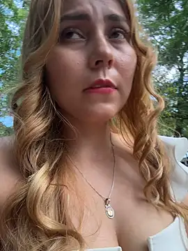 Snapshot of Brittanyrosexx chatting on 16, 11, 2025 Brittanyrosexx online show from 16, 11, 2025