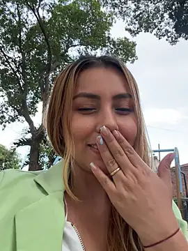 Snapshot of Brittanyrosexx chatting on 2, 12, 2025 Brittanyrosexx online show from 2, 12, 2025