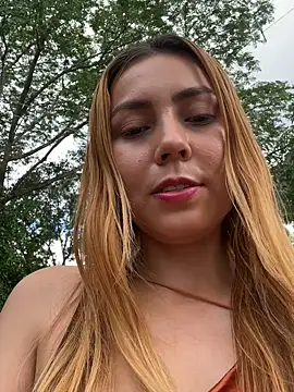 Snapshot of Brittanyrosexx chatting on 3, 12, 2025 Brittanyrosexx online show from 3, 12, 2025