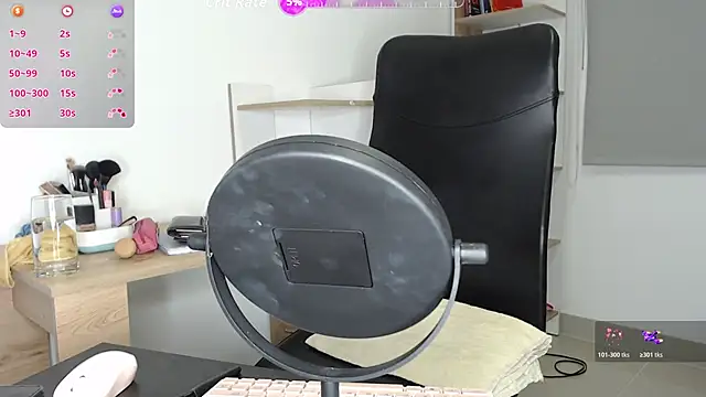 Snapshot of BriannaLorens chatting on 1, 6, 2026 BriannaLorens online show from 1, 6, 2026