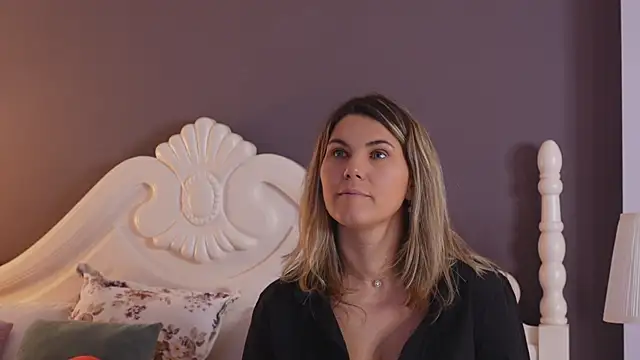 FeliciaKrige online show from 18, 2, 2025