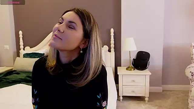 FeliciaKrige online show from 10, 3, 2025