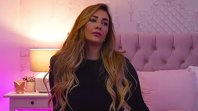 YaaraCollins online show from 26, 11, 2025