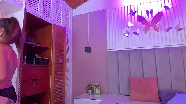 chantall1375 online show from 20, 2, 2025